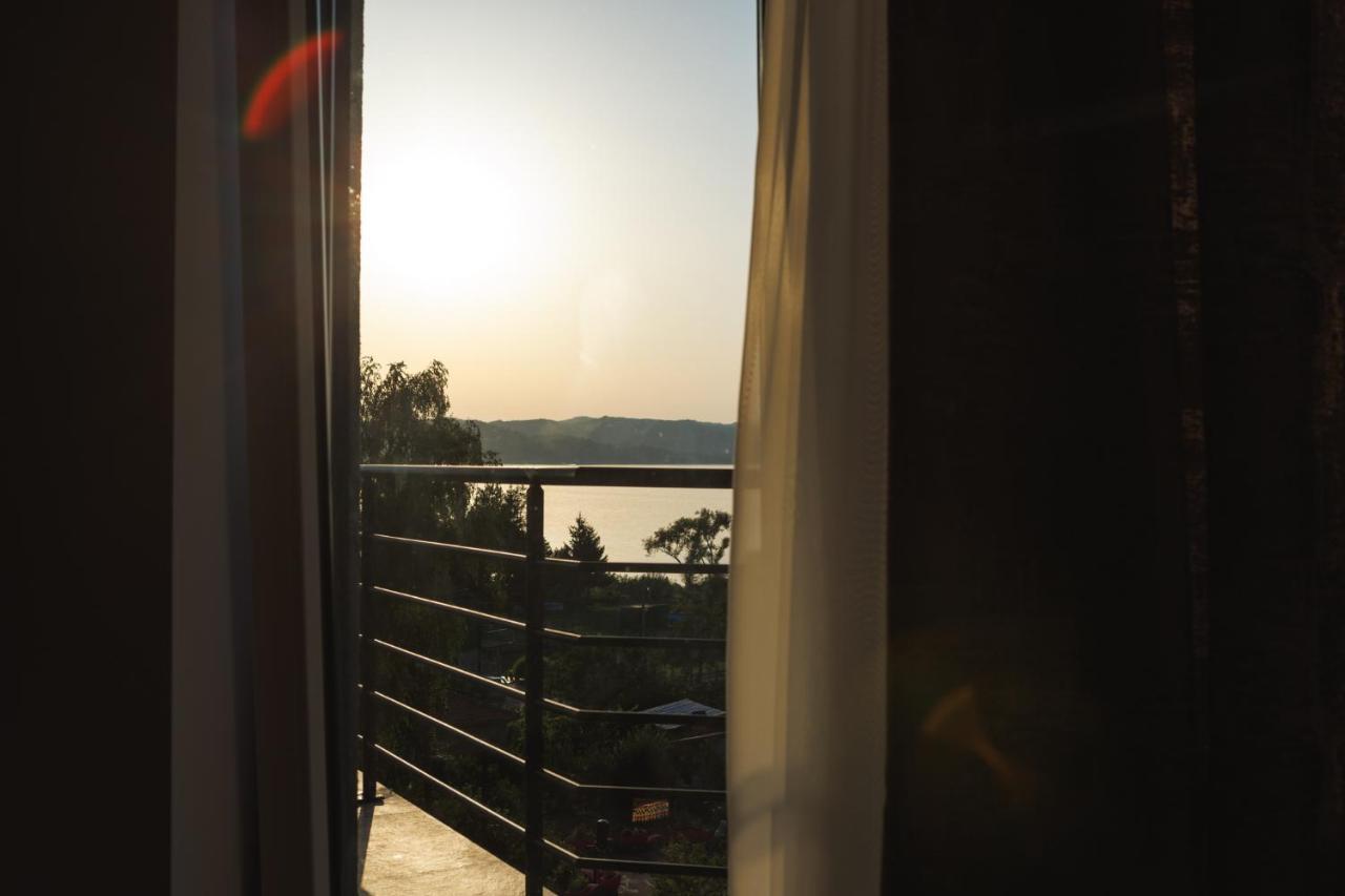 Horizont Dedine Aparthotel Golubac Bagian luar foto