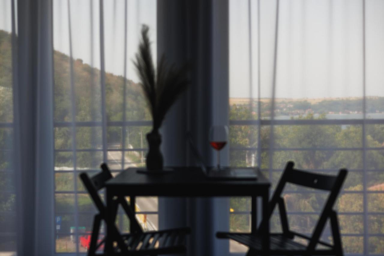 Horizont Dedine Aparthotel Golubac Bagian luar foto